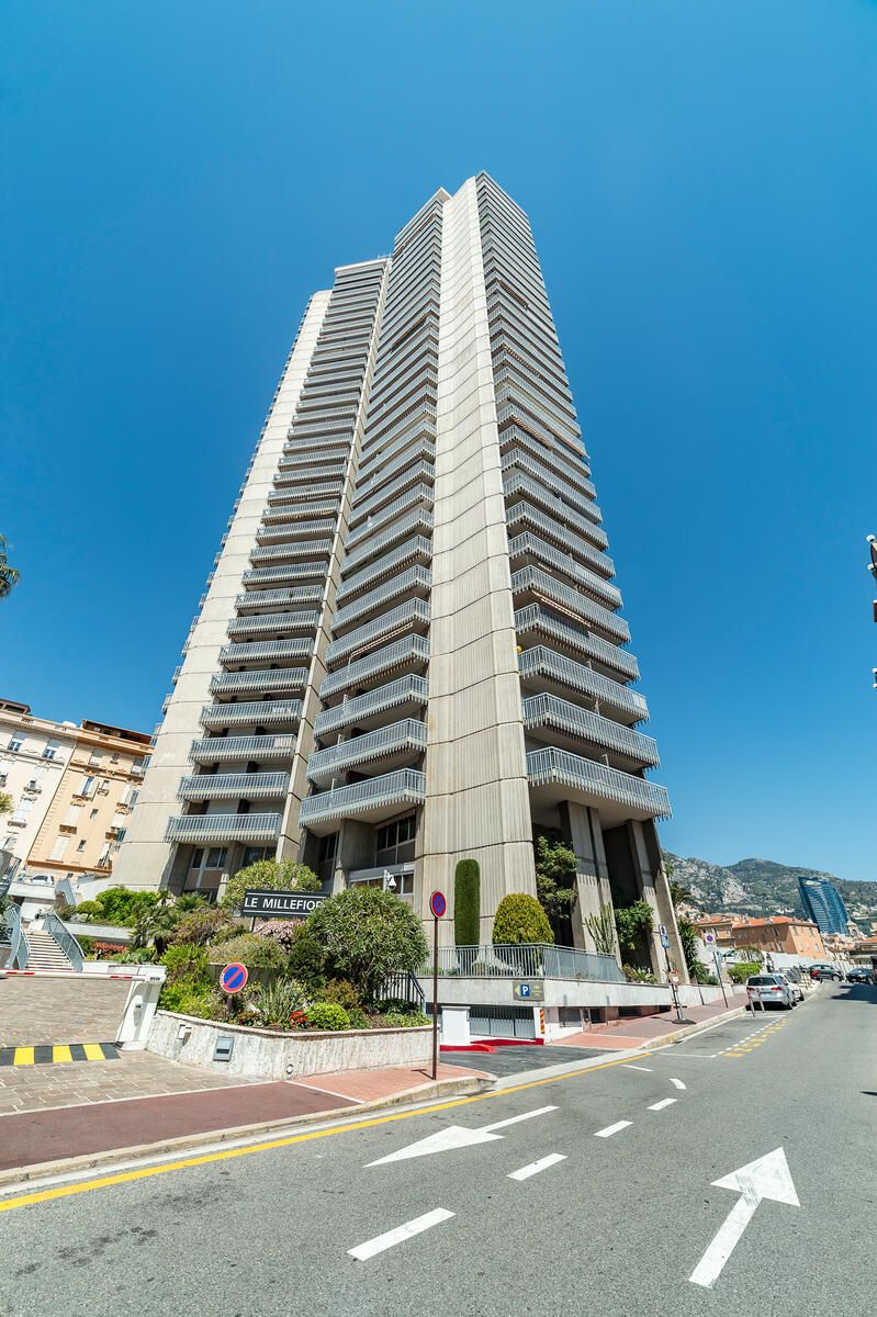Grande cave à vendre Millefiori en Vente à Monte-Carlo